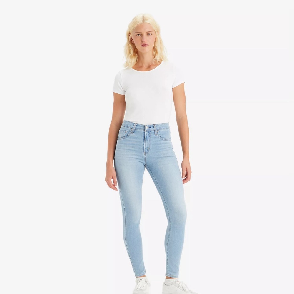 Levi’s 721 High Rise Skinny Jean